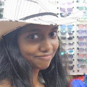 Oviya